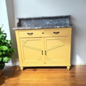 Commode met marmer