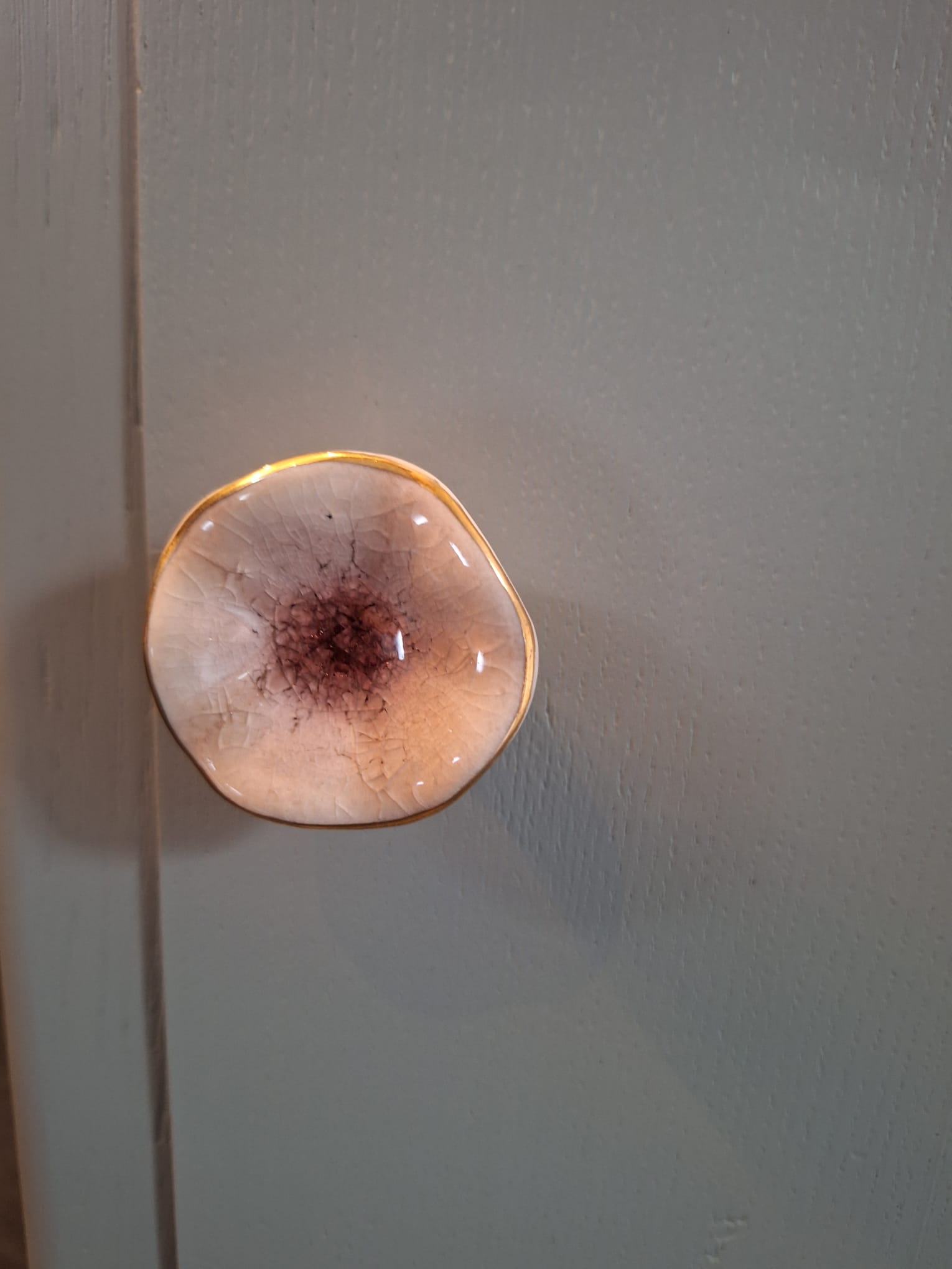 Kastje met rood marmeren blad - Afbeelding 5