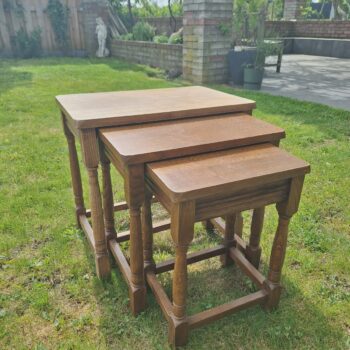Set van drie tafeltjes